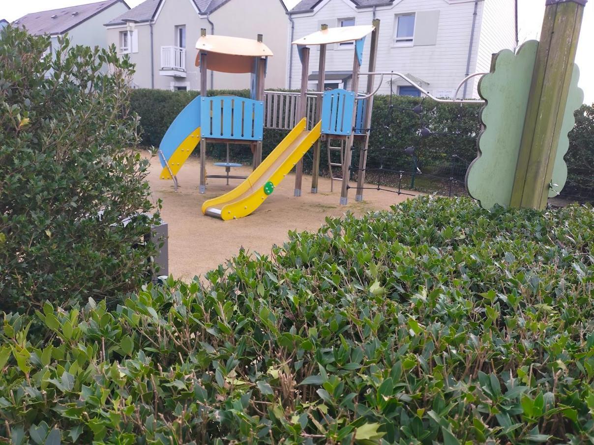 Le 501 F2 De Plain-Pied Avec Terrasse Leilighet Courseulles-sur-Mer Eksteriør bilde