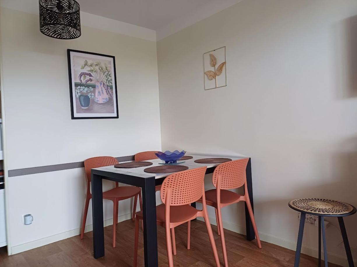 Le 501 F2 De Plain-Pied Avec Terrasse Leilighet Courseulles-sur-Mer Eksteriør bilde